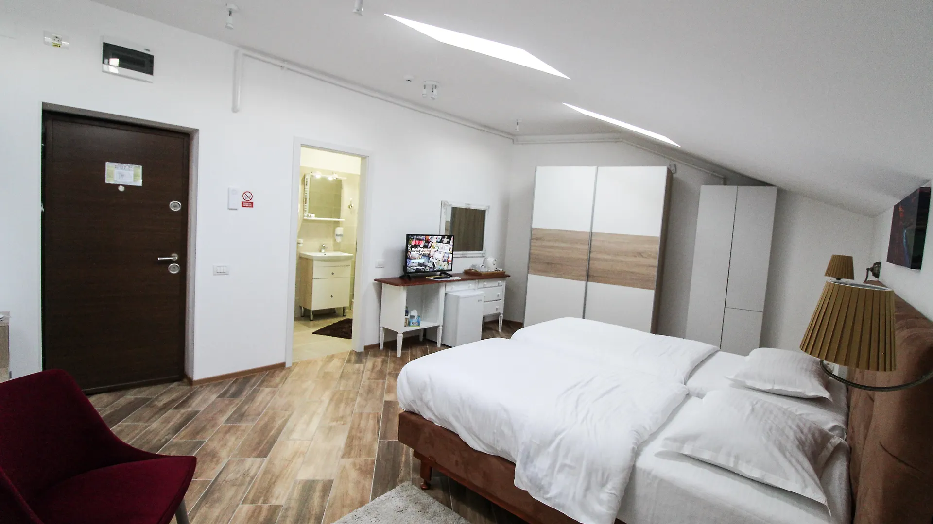 Hotel La Casa Centrale Bucharest