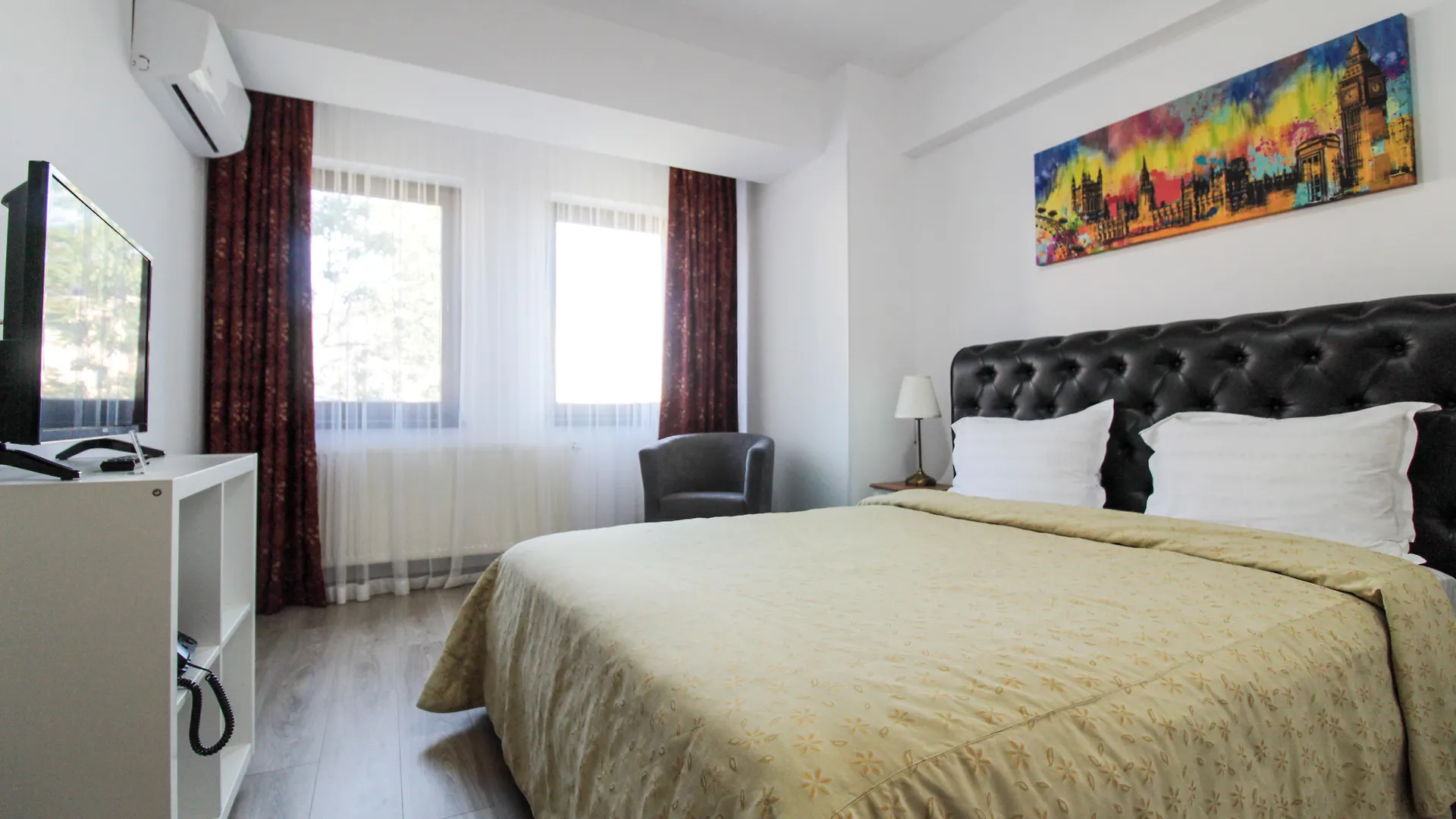 Hotel La Casa Centrale Bucharest 3*,